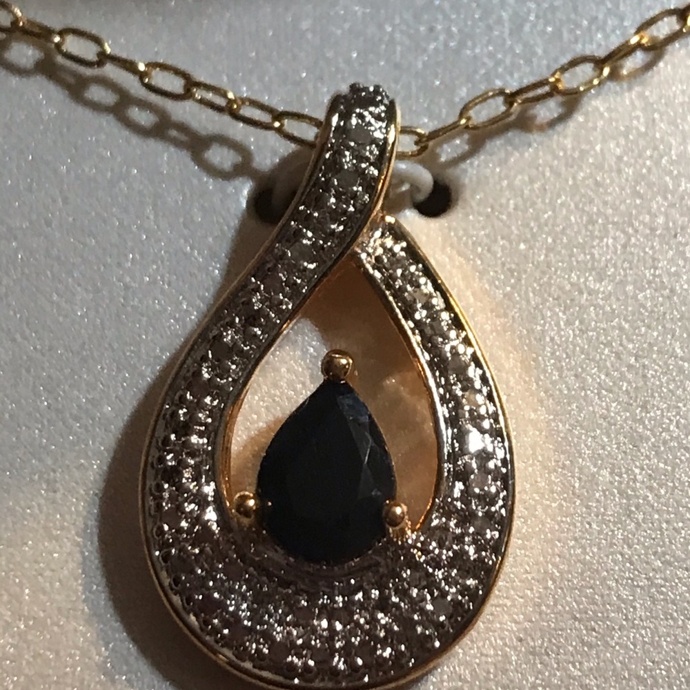 NWT Vintage genuine sapphire diamond accent 18k gp